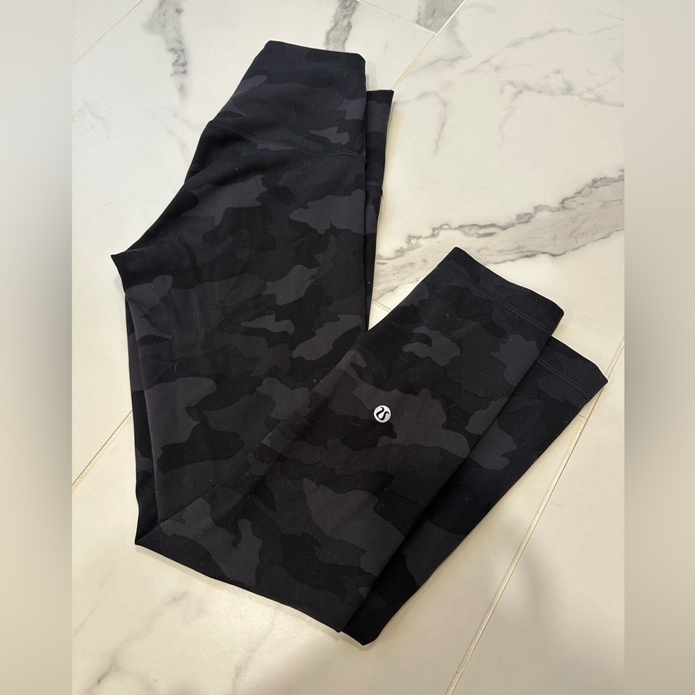 Lululemon Leggings - size 4